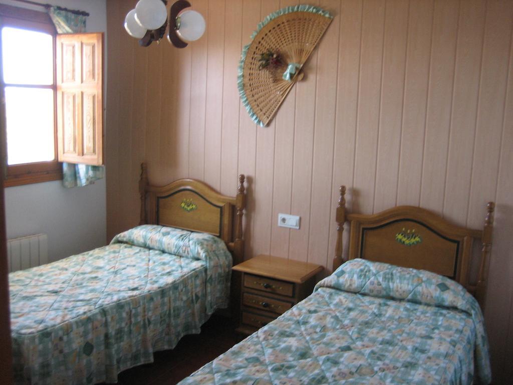 Alojamiento Rural Mirador Del Avellano Alpujarra De La Sierra Quarto foto